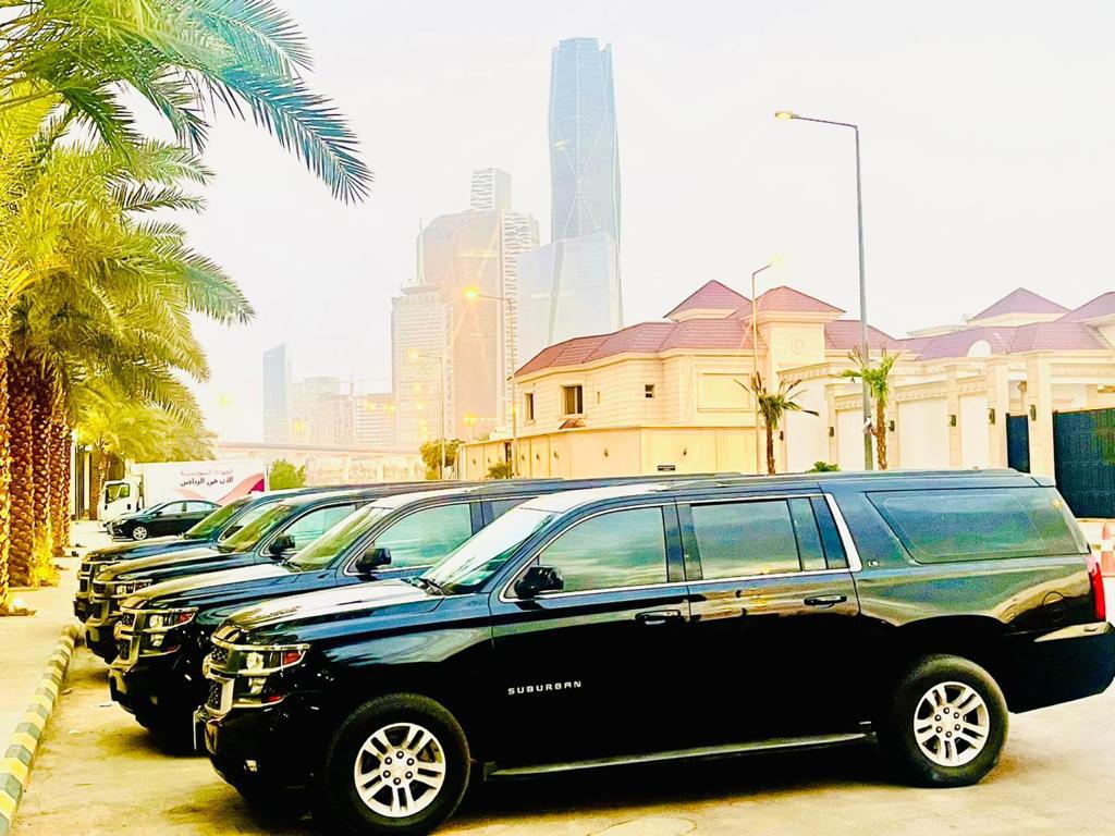 What Makes Limo Riyadh Perfect for Airport Transfers? image